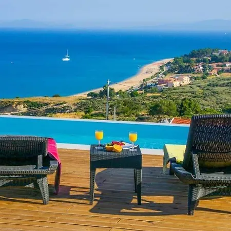 Villa Skala Sleeps 3 Pool Air Con Wifi *